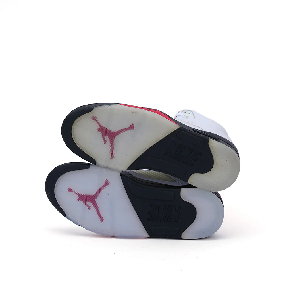 Nike Air Jordan 5 Fire Red Size 9.5 New - Image 4