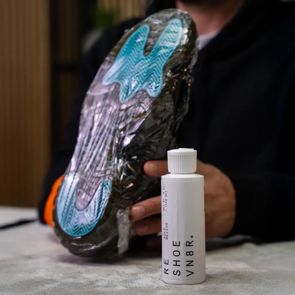 ESSENTIAL SHOE CLEAN + REVIVE CLEANING BUNDLE - Image 4